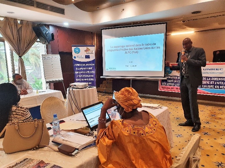 A picture containing text, indoor, person, ceiling

Description automatically generated