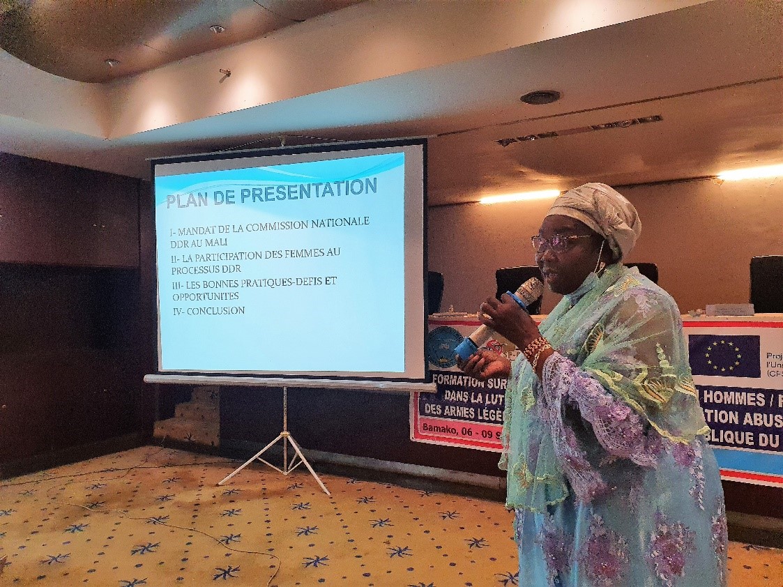 A picture containing text, ceiling, indoor

Description automatically generated