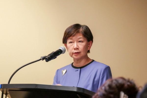 HR delivering Remarks